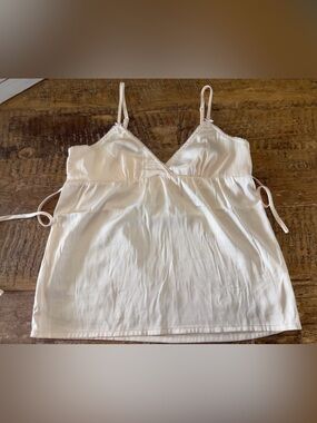 Brandy Melville Edith tank Ivory Spaghetti Strap Camisole